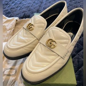 Gucci loafers, 39.5, cream color, excellent condition